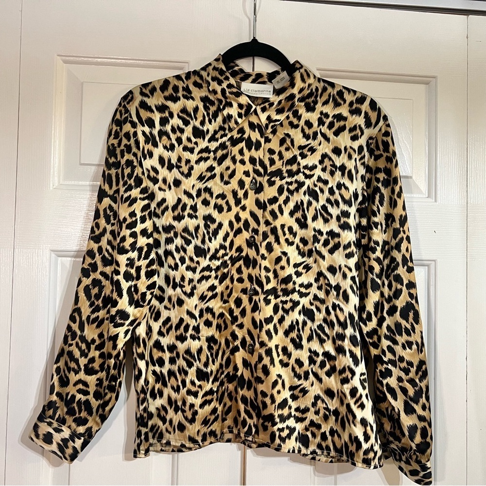 Liz Claiborne Button Up Silk Blouse Petite Size 4 Petite Leopard Cheetah Print